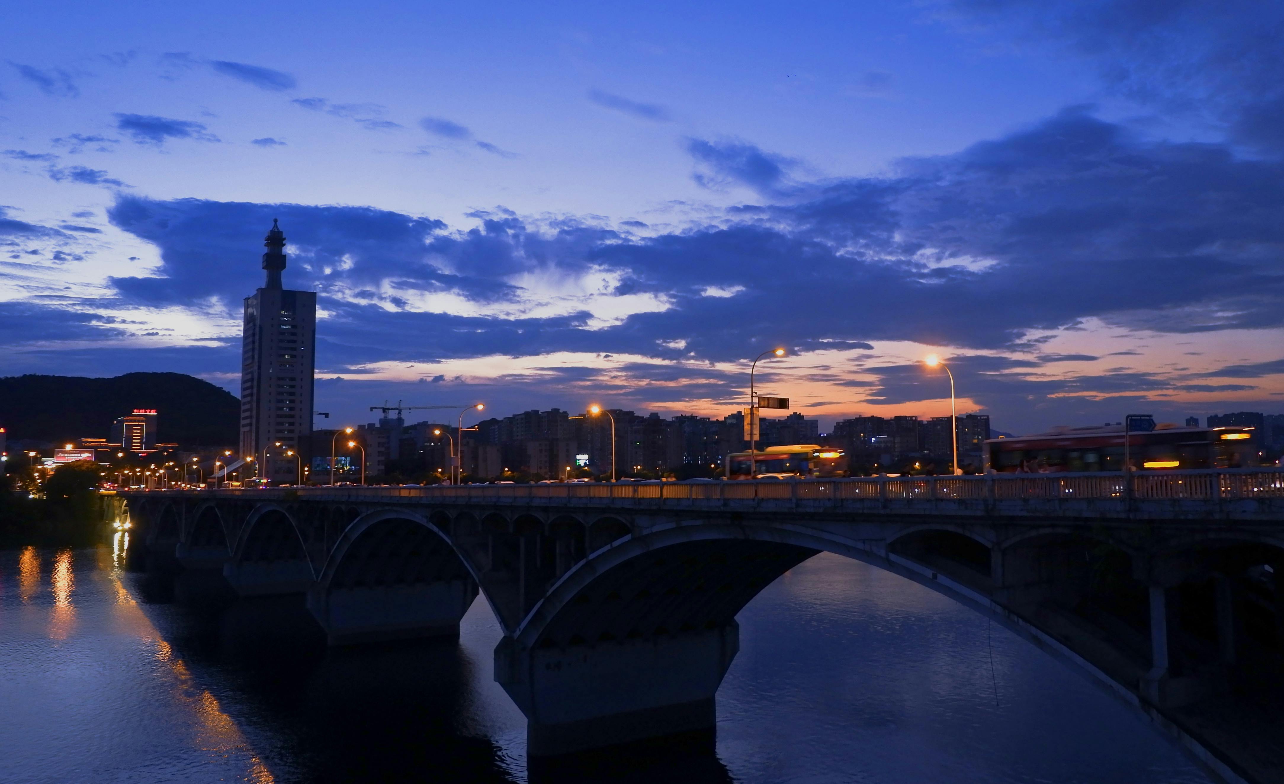 Changsha Accommodation Guide: Best Hotels & Areas for Tourists