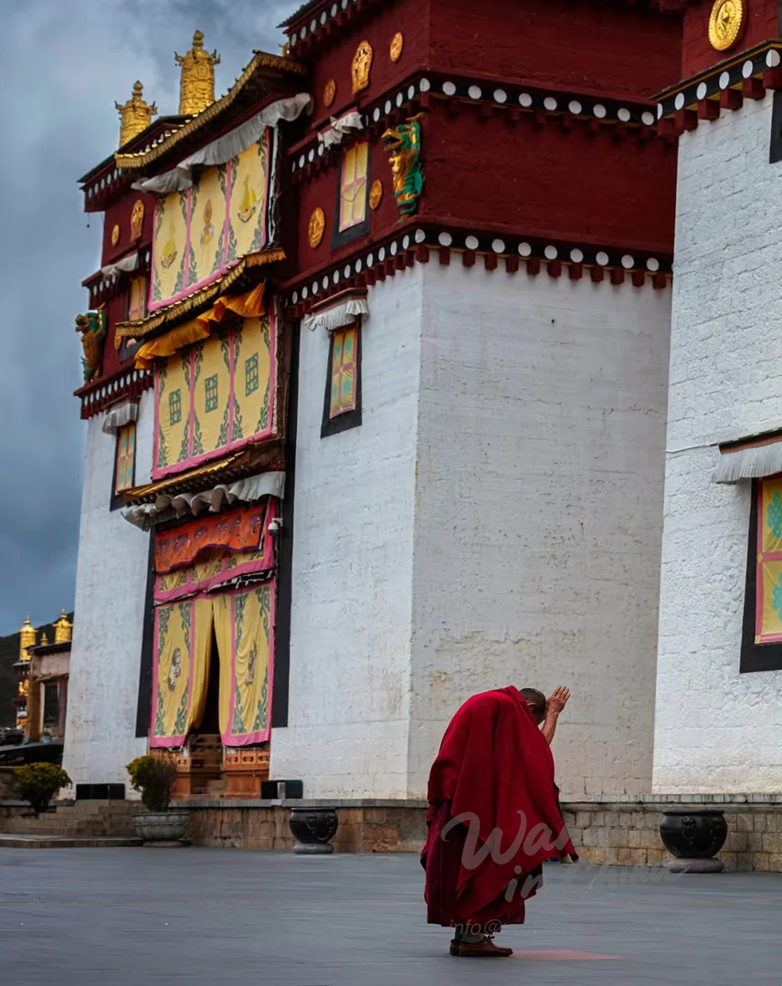 Shangri-La Etiquette: Respecting Tibetan Culture & Customs Thumbnail