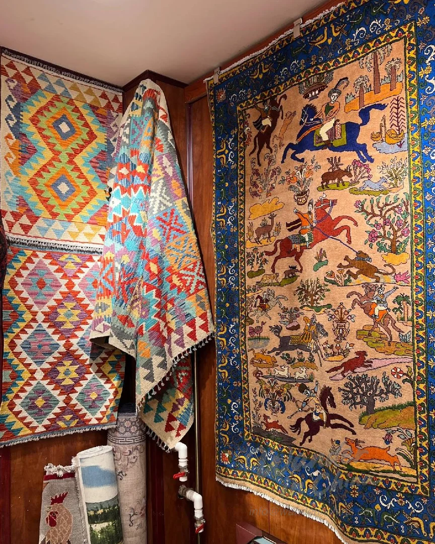 Intricate carpets for sale at Urumqi’s Grand Bazaar.