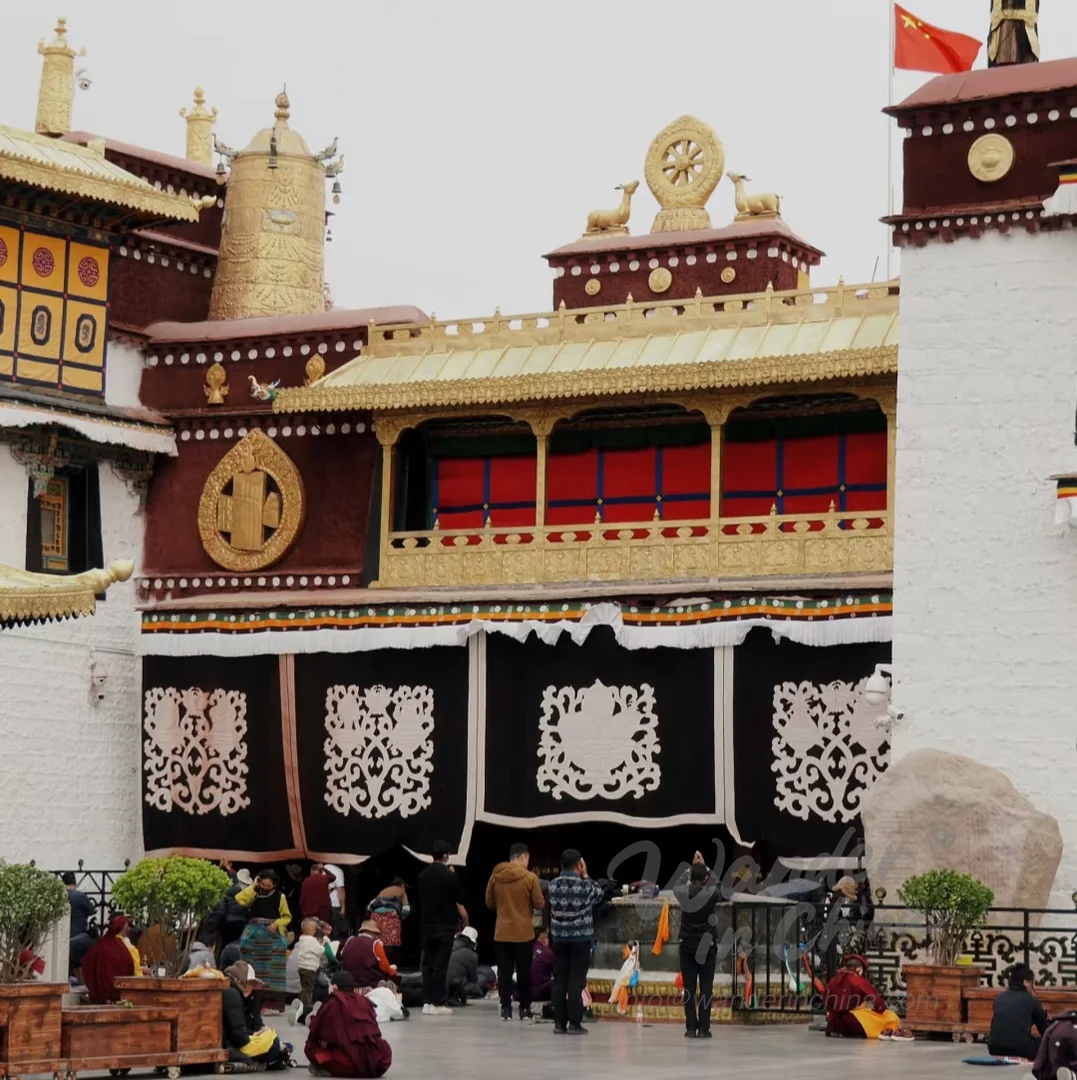 Arquitectura exterior del Templo de Jokhang.
