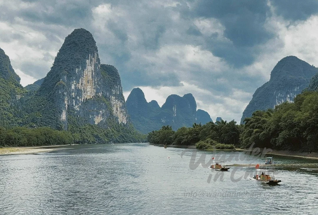 Li River Cruise with Karst Mountains in Guilin.