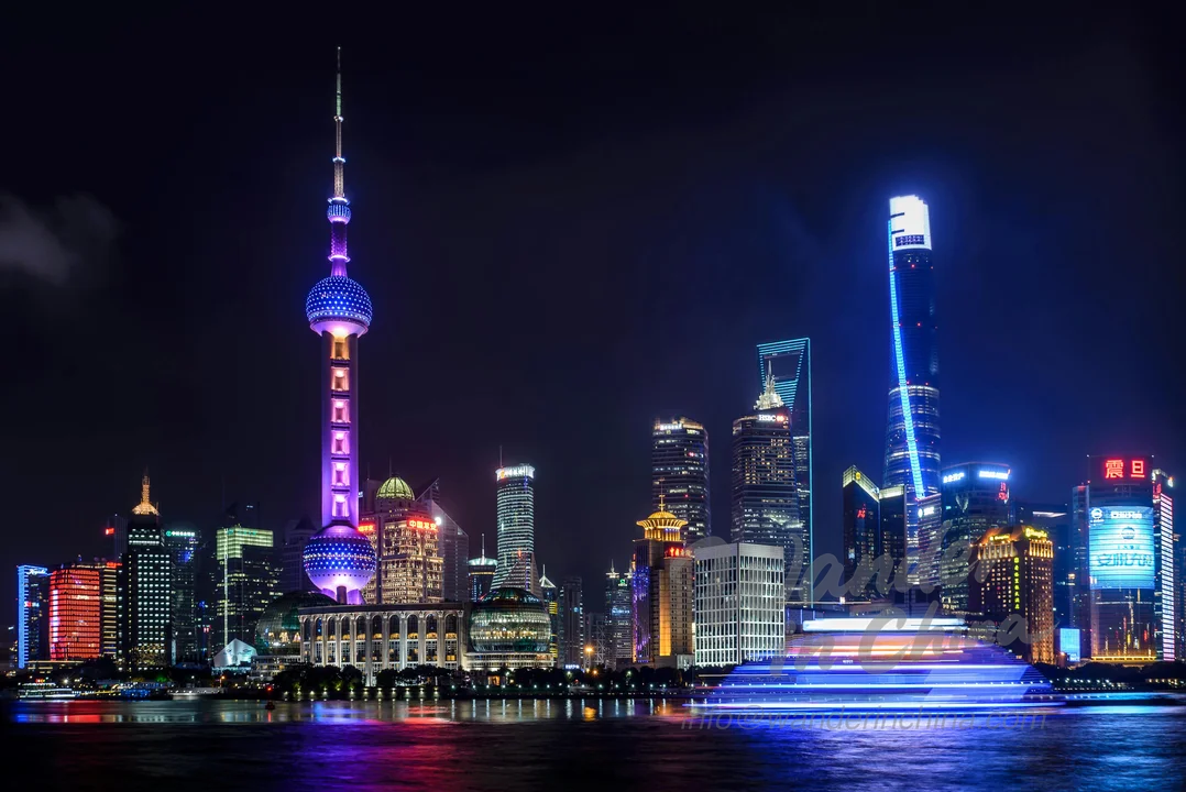 上海天际线:最佳观赏点及旅游指南(2025)