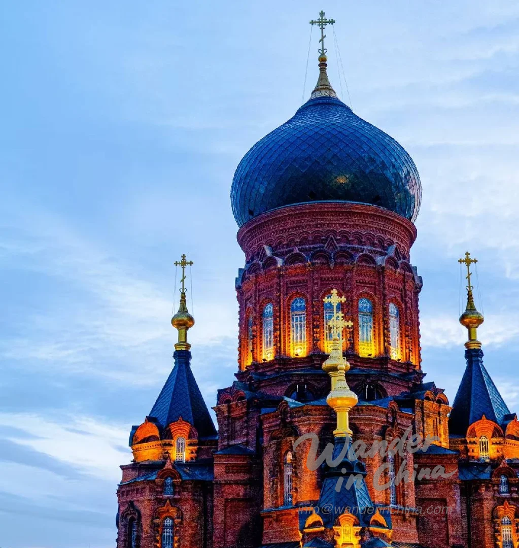 Cathédrale Sainte-Sophie au crépuscule.