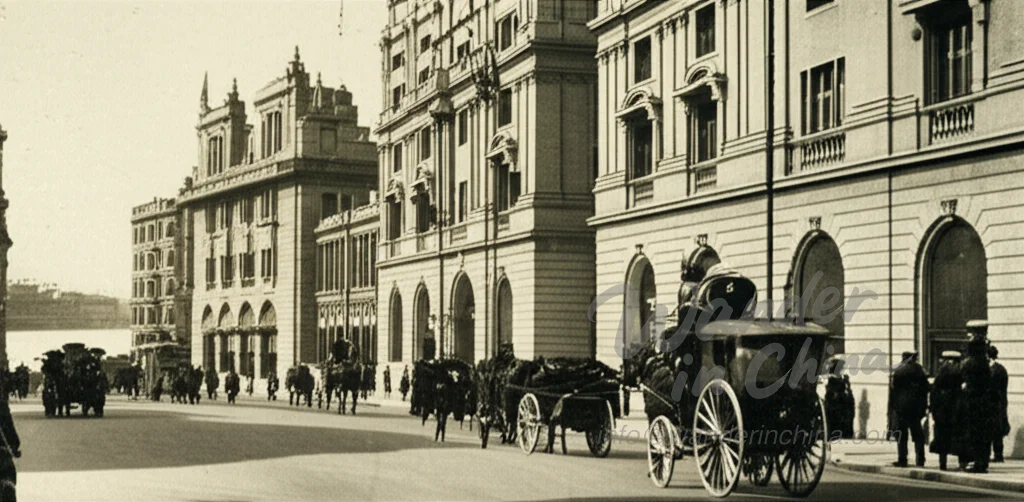 1900 年代初的上海外滩，展示了殖民时期的建筑。
