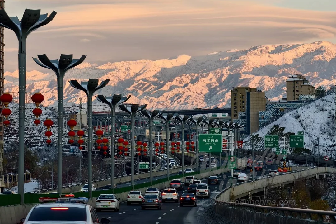 Transportasi Urumqi: Panduan Anda untuk Berkeliling Kota