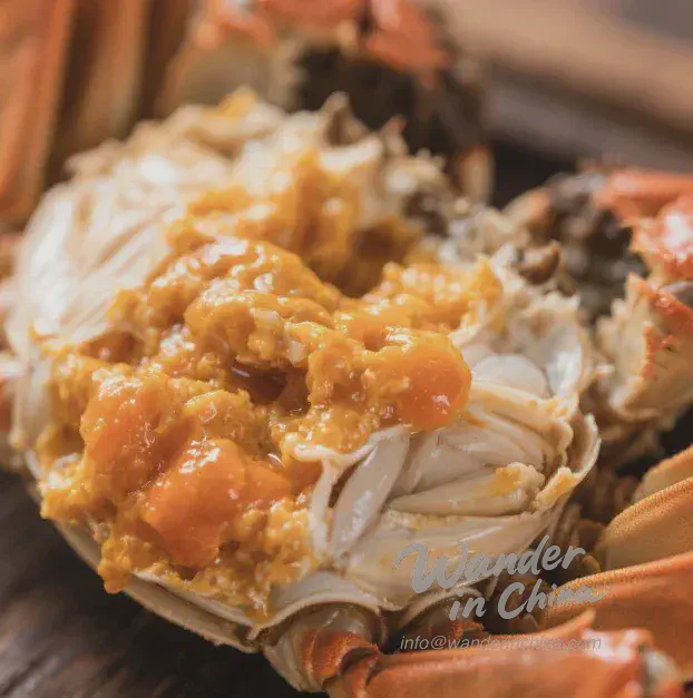 蟹黄麺のための新鮮な蟹味噌。